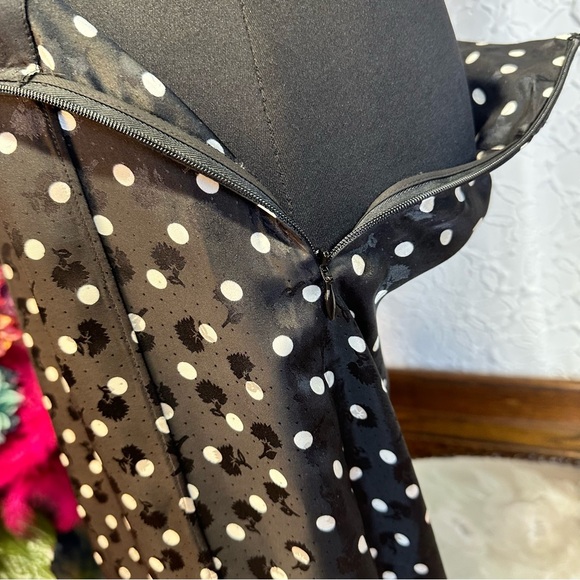 Kate Spade ♠️ Polka Dot Maxi Skirt (2) ‼️NWOT‼️ - Picture 8 of 14